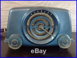 Vintage Crosley D-10BE Bullseye Tube Radio In Blue