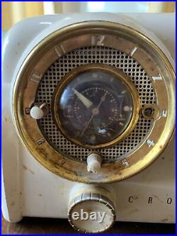Vintage Crosley D-25 1950s Dashboard Radio/Clock Radio