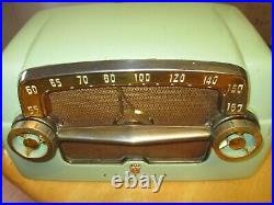 Vintage Crosley Dash-board Radio, Model E-15, Chartreuse Green. Made In Canada