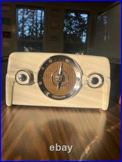Vintage Crosley Dashboard Tube Radio, Model 10-135, White, ca. 1950