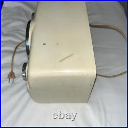 Vintage Crosley Model 10-135 Table Top Tube Radio NICE Condition Works See Vid