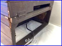 Vintage Crosley Model 56TP-L Wood Cabinet Table Model Tube Radio C. 1946 Vintage Crosley Model 56TP-L Wood Cabinet Table Model Tube Radio C. 1946