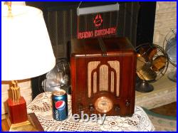 Vintage Crosley Tombstone Tube Radio 515 Serviced! Nice & Works! Sold As Is