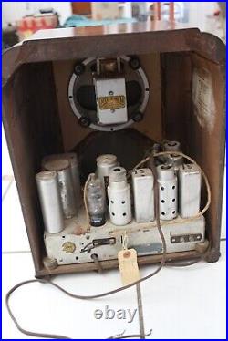 Vintage Crosley Tombstone Tube Radio For restoration Or Parts Model 546