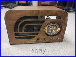 Vintage DETROLA 154e Wood Tube Radio, Table Top, Scarce! Green Eye Art Deco