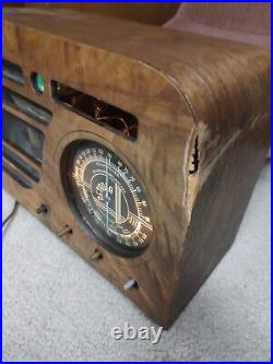 Vintage DETROLA 154e Wood Tube Radio, Table Top, Scarce! Green Eye Art Deco