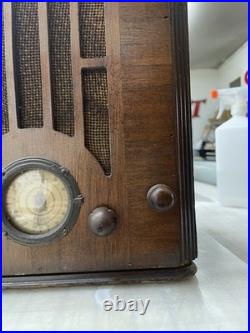 Vintage Delco 1105 Tube Radio For Restore Untested As Is