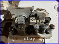 Vintage Detrola Model 568 Tube Radio Green Metal Cabinet 1940s Untested