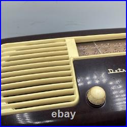 Vintage Detrola Model 571 Tube Radio