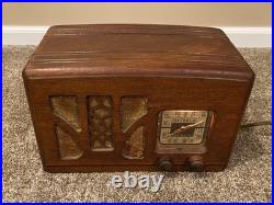 Vintage Detrola Tube Radio Model 3044 Tested Working 43 Watts