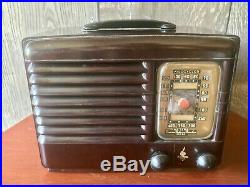 Vintage Emerson 1940 Tube Radio EC 301 Great Working Condition