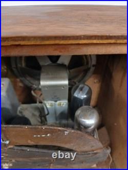 Vintage Emerson 504 AM Tube Radio Wood Cabinet Teal Dial Tested Works