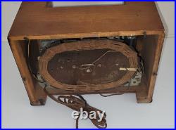Vintage Emerson 7BW-179-2 Wood Tube Table Radio