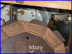 Vintage Emerson 7BW-179-2 Wood Tube Table Radio