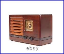 Vintage Emerson AX-217 Little Miracle Wood Radio In Ingraham Cabinet Works Vintage Emerson AX-217 Little Miracle Wood Radio In Ingraham Cabinet Works