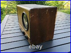 Vintage Emerson Model 539 Tube Radio AS-IS