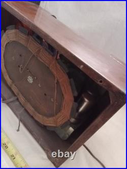 Vintage Emerson Model 550 wood Tube Radio, USA, restored working, art deco