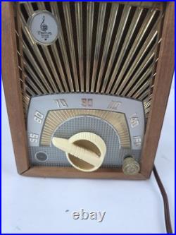 Vintage Emerson Model 713 B Tube Radio Sunburst Pattern MCM TURNS ON