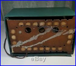 Vintage Emerson Model 729 Series B Tube Radio