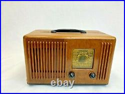 Vintage Emerson Patriot Tube Radio Model 406 FOR PARTS ONLY