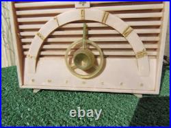 Vintage Emerson Pink Bakelite Tube Radio 560373-R MCM 811-B