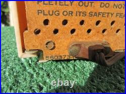 Vintage Emerson Pink Bakelite Tube Radio 560373-R MCM 811-B