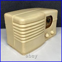 Vintage Emerson Plaskon Model CL246 Tube Radio Rare FOR PARTS/REPAIR Vintage Emerson Plaskon Model CL246 Tube Radio Rare FOR PARTS/REPAIR