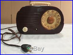 Vintage FADA 700 Tube Radio- Crack/Chip Free Catalin Maroon/Plumb & Ivory- Works