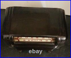 Vintage FADA, Model 605 Superheterodyne -Tube Radio-Does not light up but works