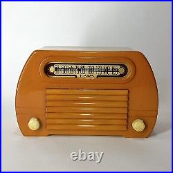 Vintage FADA Model 652 Temple Catalin Radio Butterscotch Bakelite Aftermkt Knobs