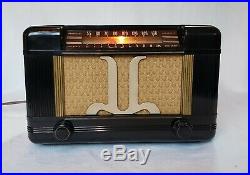 Vintage Farnsworth AM Bakelite Radio ET-064 (1946) RESTORED & EXCEPTIONAL