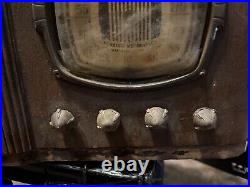 Vintage Firestone air chief AM/SW Tube Radio S7398-3 (display Only)