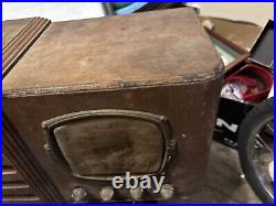 Vintage Firestone air chief AM/SW Tube Radio S7398-3 (display Only)