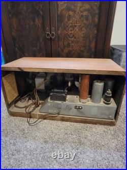 Vintage GE F-70 Tube Shortwave Radio