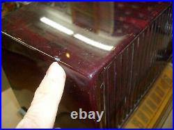 Vintage GE model 422 Bakelite Swirl Case Tube Table Radio General Electric