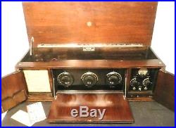 Vintage GILFILLIAN BROTHERS RADIO with 5 GLOBE TUBES Untested / Great Cabinet