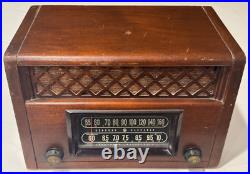 Vintage Ge General Electric Short Wave Am Radio Model-221 Wood Table Tube Radio Vintage Ge General Electric Short Wave Am Radio Model-221 Wood Table Tube Radio