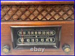 Vintage Ge General Electric Short Wave Am Radio Model-221 Wood Table Tube Radio