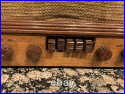 Vintage General Electric BC/SW tube radio Model L-640,1939, push buttons works