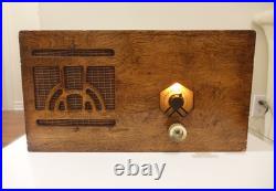 Vintage General Electric Company A-44X Tube Radio Art Deco WWII Style Powers On