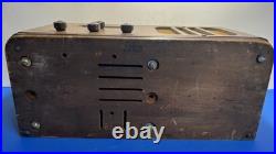 Vintage General Electric GE E-72 Tube Radio Wooden Cabinet 1930s Powers On