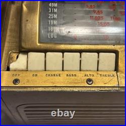 Vintage General Electric GE Model 260 Portable Tube Radio NEEDS WORK (PARTS)