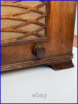 Vintage General Electric J-62 1941 wood tube table radio As Is Untested