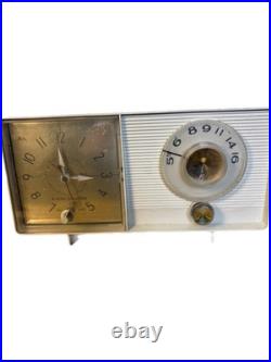 Vintage General Electric Model C-403 5-Tube AM Radio Alarm Clock US Made MCM