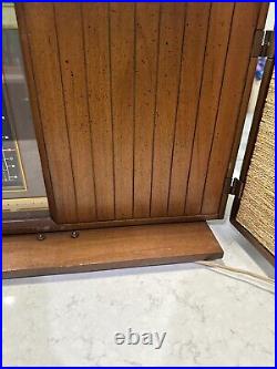 Vintage General Electric T-1000C Stereo/Radio Mid Century Modern Walnut Excelle