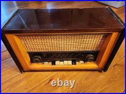 Vintage German EMUD T7 Tube Radio AM FM For Parts