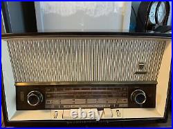 Vintage German Grundig Majestic 2220 U Tube Radio