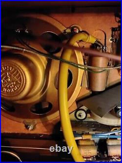 Vintage German Korting 1070 Tube Radio Powers On, Working