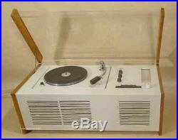 Vintage German Tube Radio BRAUN SK55 with TURNTABLE produced 1963
