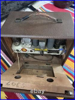 Vintage Gilfillan 66B Overland Portable AM Tube Radio Copper Face 1940s Untested